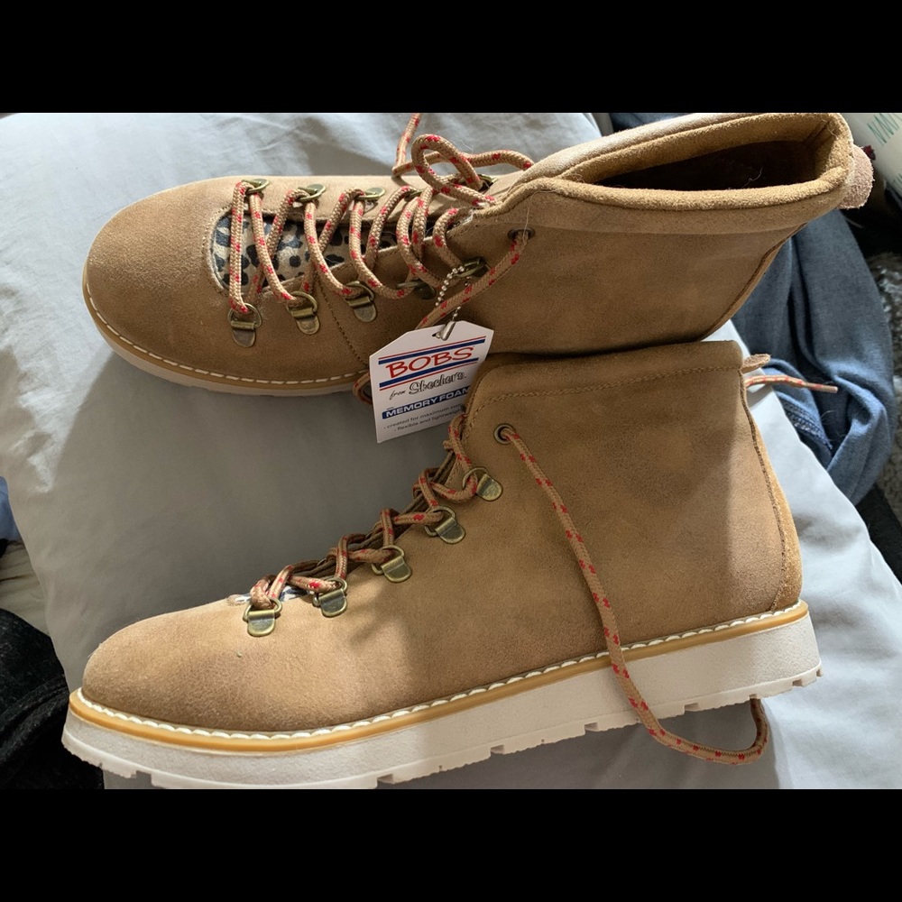 BOBS Women’s tan winter boots